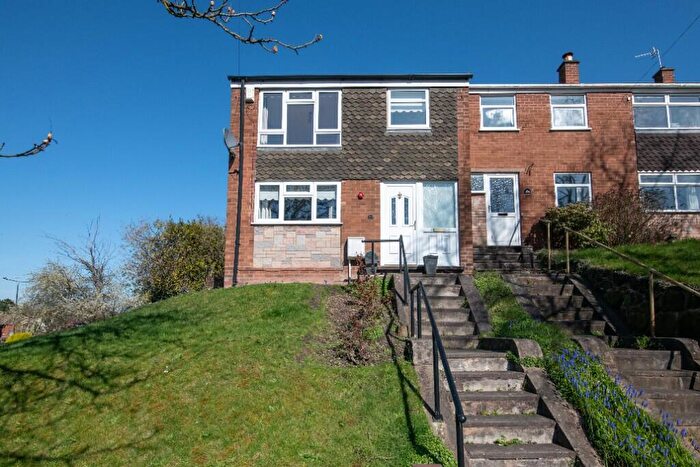 3 Bedroom End Of Terrace House To Rent In Stratford Road, Bromsgrove, Worcestershire, B60