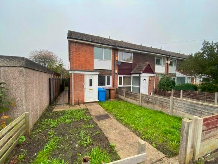 2 Bedroom End Of Terrace House To Rent In Durham Close, Manchester, M27