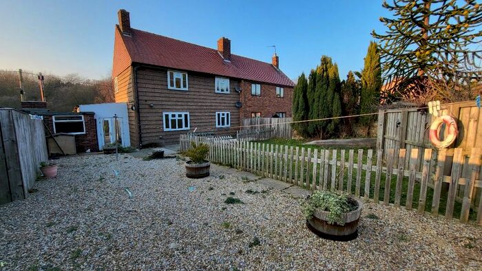 3 Bedroom Semi-Detached House To Rent In Alice Well Villas, Sunderland, SR4