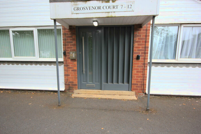 2 Bedroom Apartment To Rent In St. Annes Road East, Lytham St. Annes, FY8