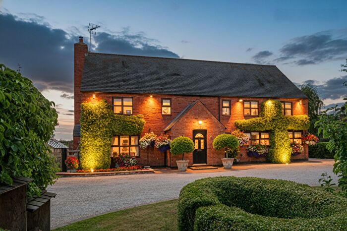 5 Bedroom Detached House For Sale In Discover Your Dream Home This Christmas At The Olde Tannery..., NG22