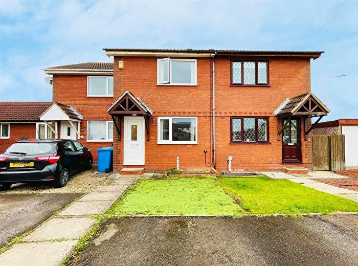 2 Bedroom Terraced House To Rent In Ivy Park Road, Goole, DN14