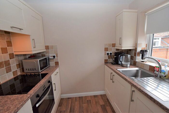 1 Bedroom Flat For Sale In Lady Place Court, Market Square, Alton, Hampshire, GU34