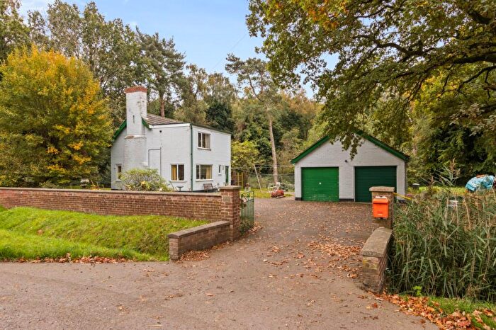 3 Bedroom Detached House For Sale In North Kelsey Road, Caistor, LN7