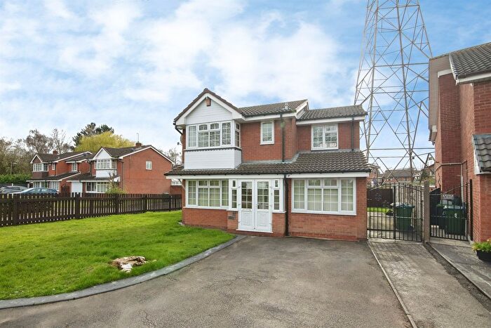 4 Bedroom Detached House For Sale In The Bantocks, West Bromwich, B70