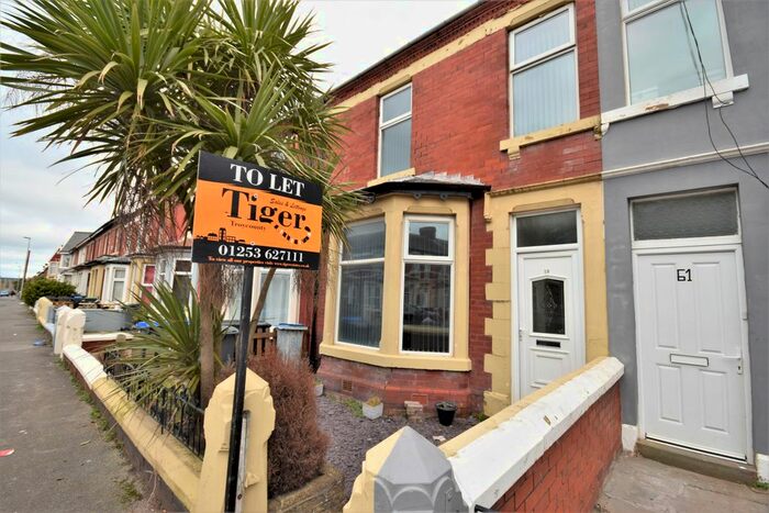4 Bedroom Terraced House To Rent In St Heliers Road, Blackpool, FY1