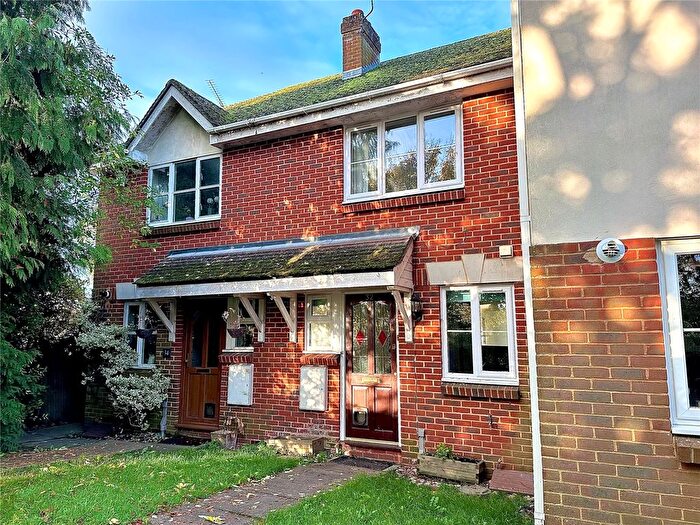 2 Bedroom Terraced House To Rent In Crosby Way, Farnham, Surrey, GU9