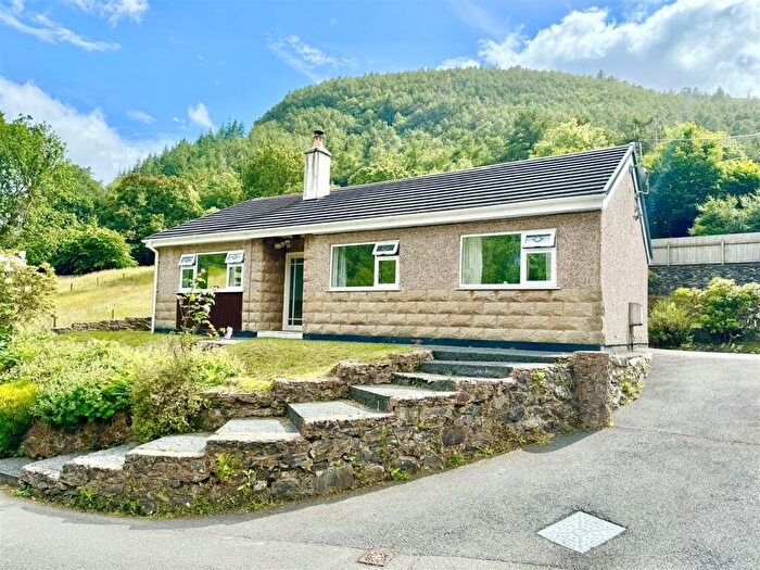 3 Bedroom House For Sale In Trefriw, LL27