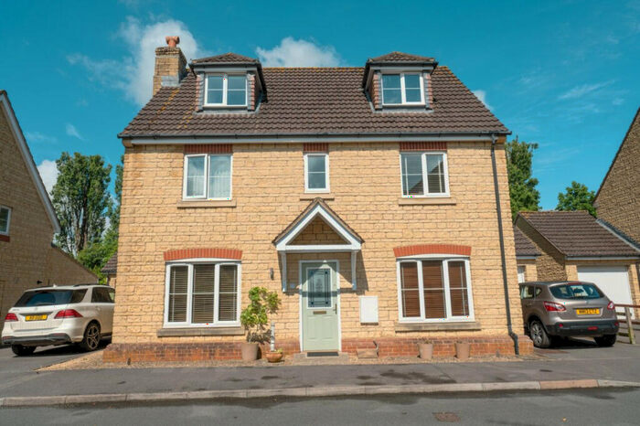 5 Bedroom Detached House To Rent In Home Mead, Corsham, Wiltshire, SN13