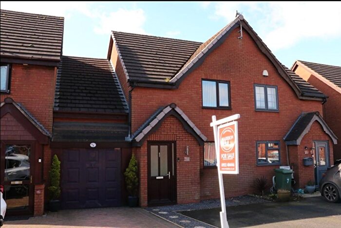 2 Bedroom Terraced House For Sale In Saunton Road, Walsall, WS3