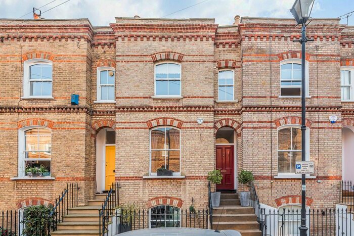 4 Bedroom Terraced House To Rent In Methley Street, London, SE11