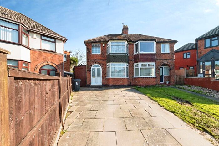 3 Bedroom Semi Detached House For Sale In Dorothy Road, Birmingham, West Midlands, B11