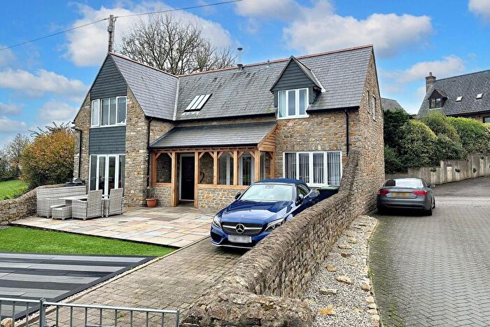 4 Bedroom Detached House For Sale In Salwayash, DT6