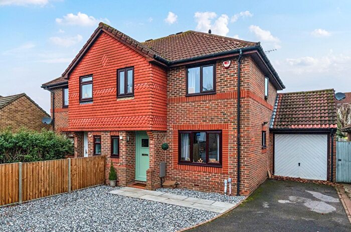 3 Bedroom Semi Detached House For Sale In Swithin Chase, Warfield, Bracknell, RG42