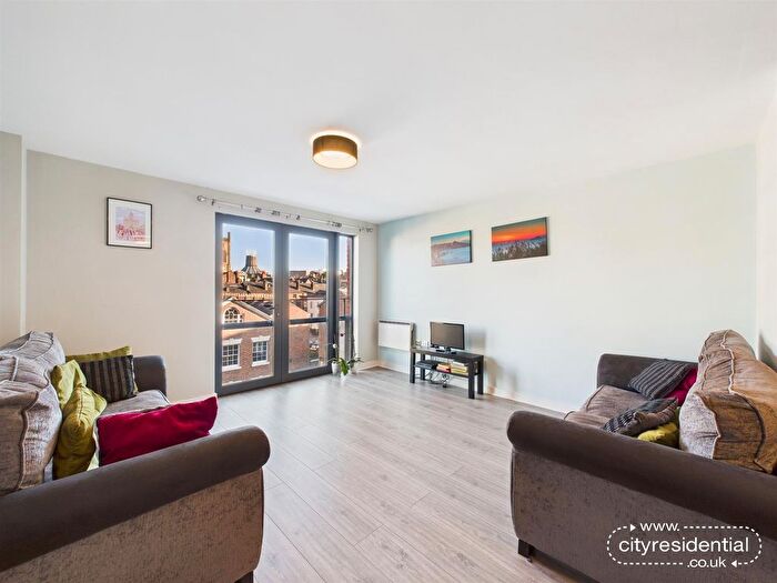 2 Bedroom Flat For Sale In Hudson Gardens, Liverpool, L1