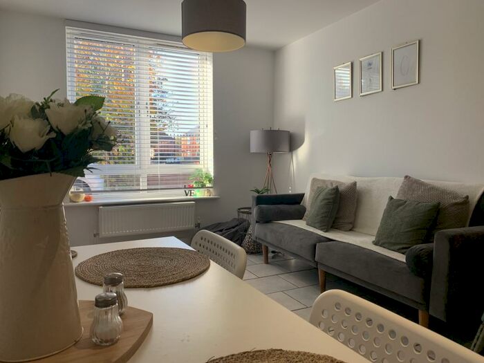 2 Bedroom Flat To Rent In Laureate House, Lincoln, LN1