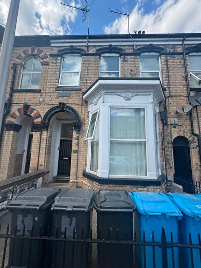 2 Bedroom Flat To Rent In Albany Street, Kingston Upon Hull, HU3