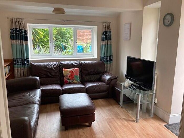 6 Bedroom House To Rent In Polsloe Road, Exeter, EX1