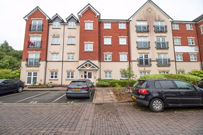 2 Bedroom Flat For Sale In Astley Brook Close, Astley Bridge, Bolton, BL1