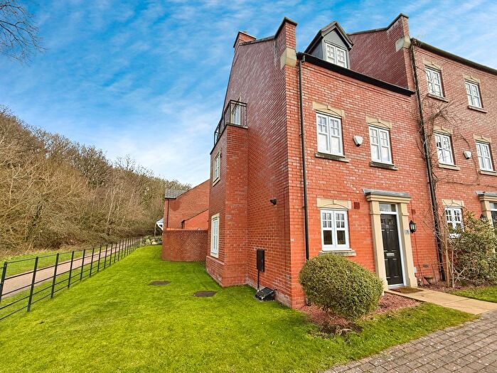 3 Bedroom Semi Detached House For Sale In Farr Lane, Muxton, Telford, TF2