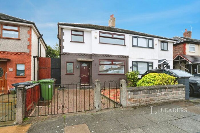 3 Bedroom Semi Detached House To Rent In Parkfield Avenue, L30