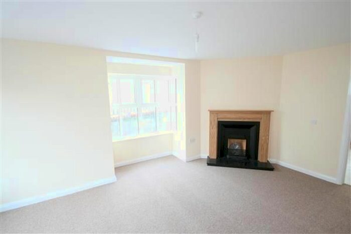 3 Bedroom Villa To Rent In Riverview Heights, Ballynahinch, BT24