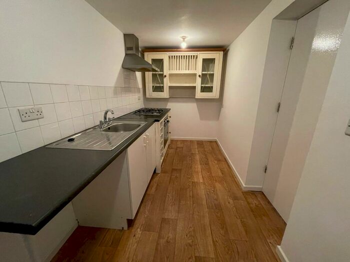 1 Bedroom Apartment To Rent In Percy Street, Nottingham, NG6