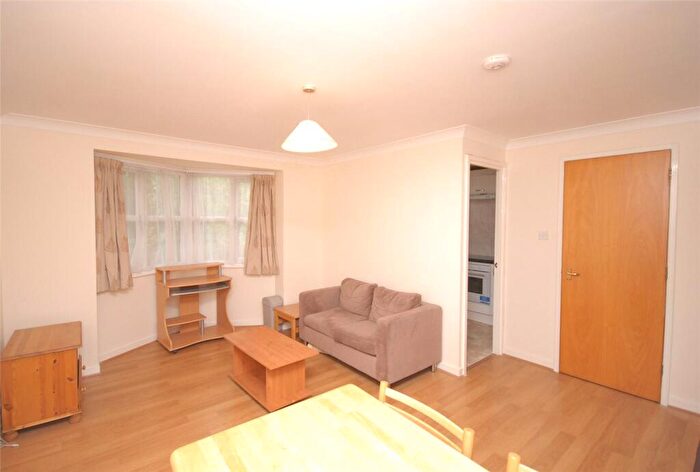 2 Bedroom Apartment To Rent In Halley Gardens, London, SE13