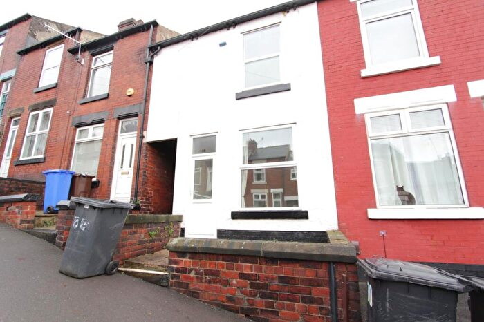 2 Bedroom Terraced House To Rent In Aisthorpe Road, Sheffield, S8