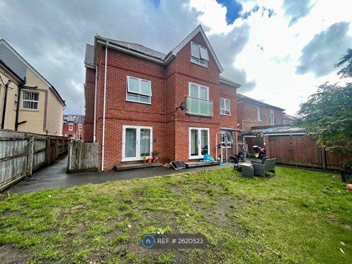 1 Bedroom Flat To Rent In Drummond Road, Bournemouth, BH1