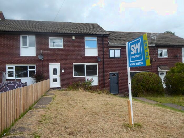 3 Bedroom Terraced House To Rent In Whinney Hill Park, Brighouse, HD6