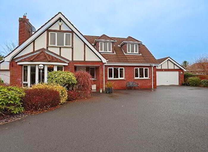 4 Bedroom Chalet Bungalows For Sale In Kensington Manor, Craigavon, BT66