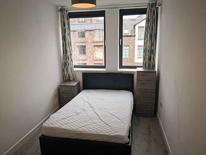 2 Bedroom Flat To Rent In Castle Street, City Centre, Dundee, DD1