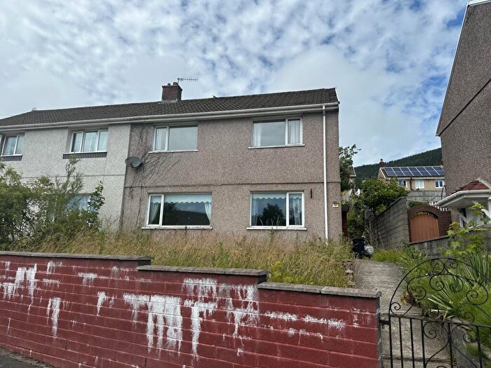 3 Bedroom Semi-Detached House For Sale In Heol Camlas, Cwmavon, Port Talbot, Neath Port Talbot., SA12
