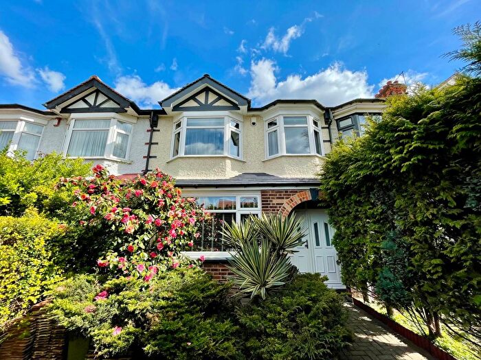 4 Bedroom Terraced House For Sale In Great Cambridge Road, Edmonton, N9
