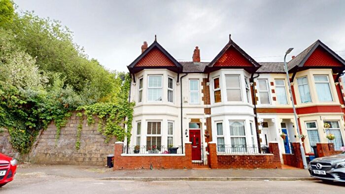 3 Bedroom End Of Terrace House For Sale In Vale Road, Splott, Cardiff, CF24