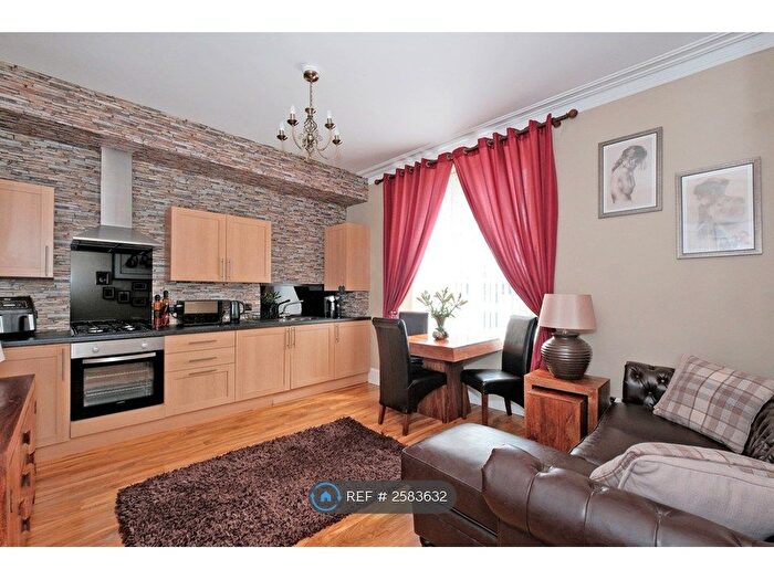 1 Bedroom Flat To Rent In Raeburn Place, Aberdeen, AB25