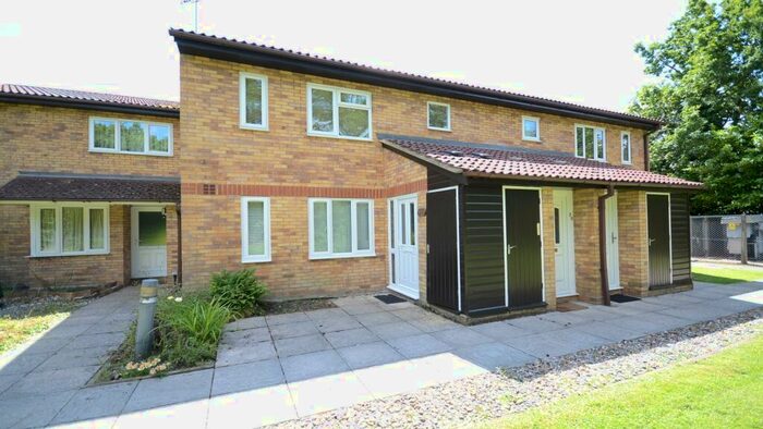 1 Bedroom Apartment To Rent In Boxford Ridge, Bracknell, RG12