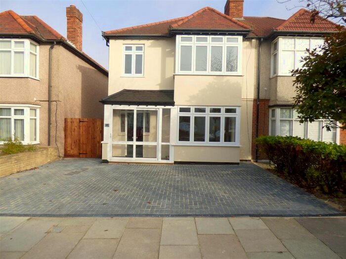 3 Bedroom Semi-Detached House To Rent In Cadwallon Road, London, Greater London, SE9