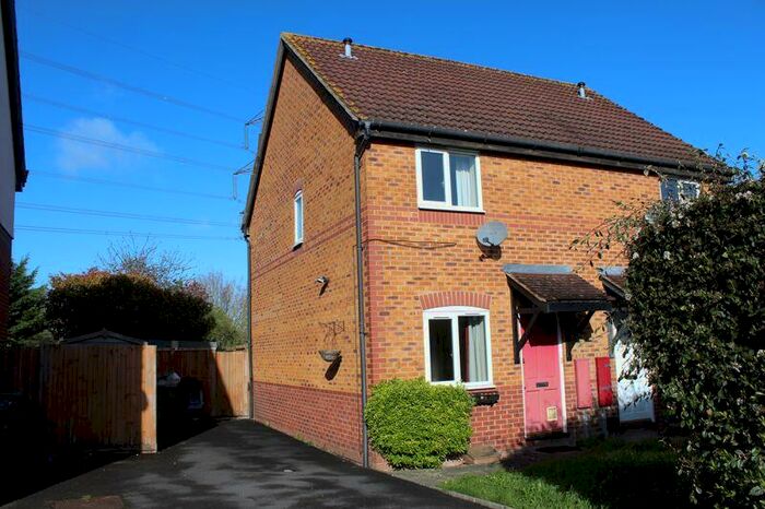 2 Bedroom Semi-Detached House To Rent In Two Double Bedrooms, OX11
