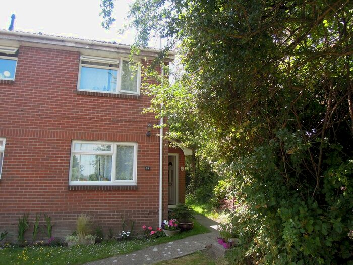 1 Bedroom End Of Terrace House To Rent In Duddon Close, West End SO18