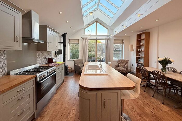 3 Bedroom Terraced House For Sale In Arwenack Avenue, Falmouth, TR11