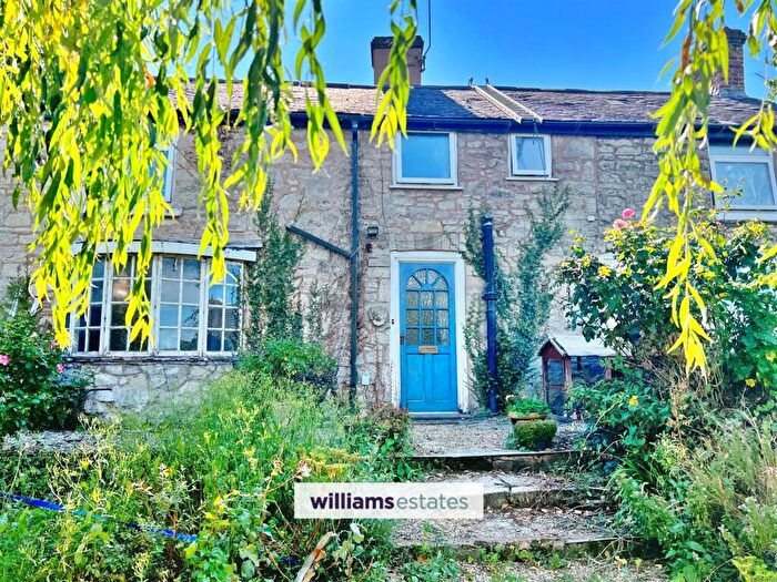 4 Bedroom Cottage For Sale In Henllan Road, Trefnant, LL16