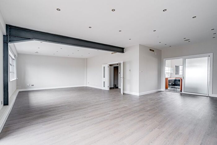 3 Bedroom Penthouse To Rent In Flat, Chocolate Studios, N1