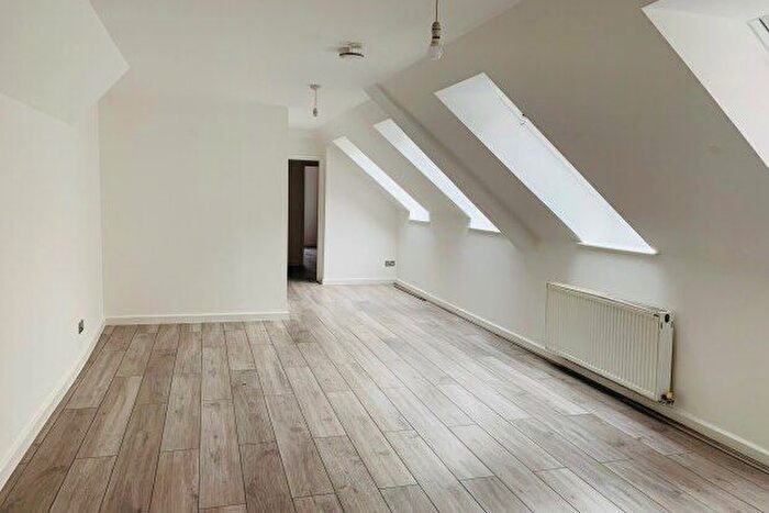 2 Bedroom Flat To Rent In A Bridge Street, Evesham, WR11