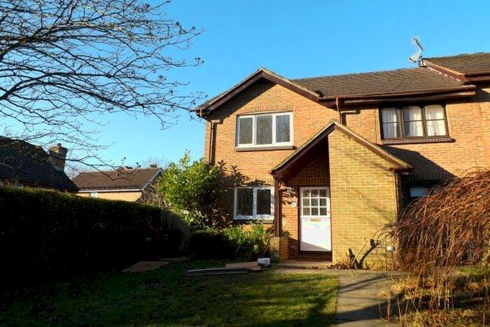 2 Bedroom Property To Rent In Lime Way, Heathfield, TN21