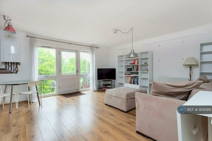 2 Bedroom Flat To Rent In Ramsey Walk, London, N1