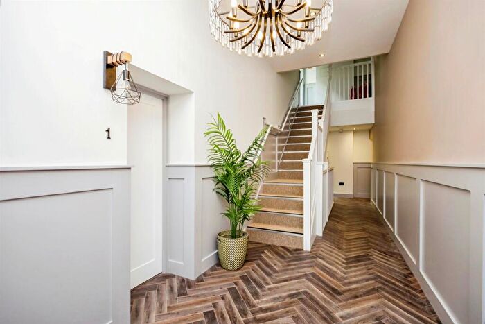 1 Bedroom Apartment For Sale In Grande View, Eastbourne, BN21