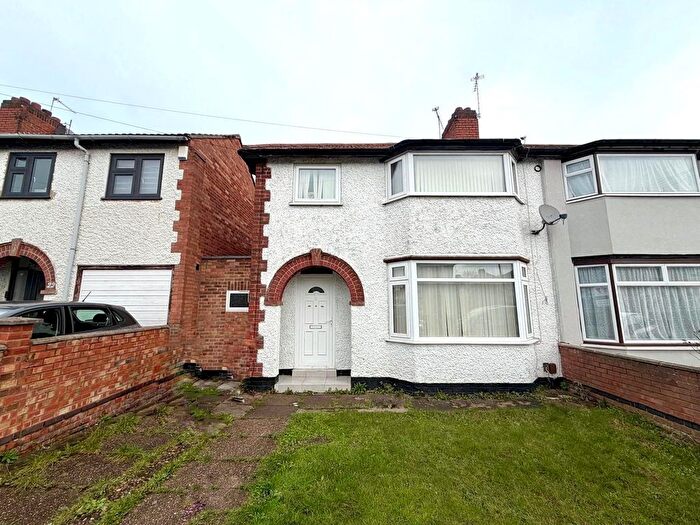 3 Bedroom Semi-Detached House To Rent In Westmorland, Leicester, LE4