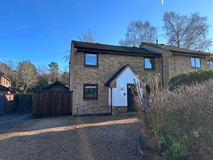 3 Bedroom End Terrace House For Sale In Pewsey Vale, Bracknell, RG12